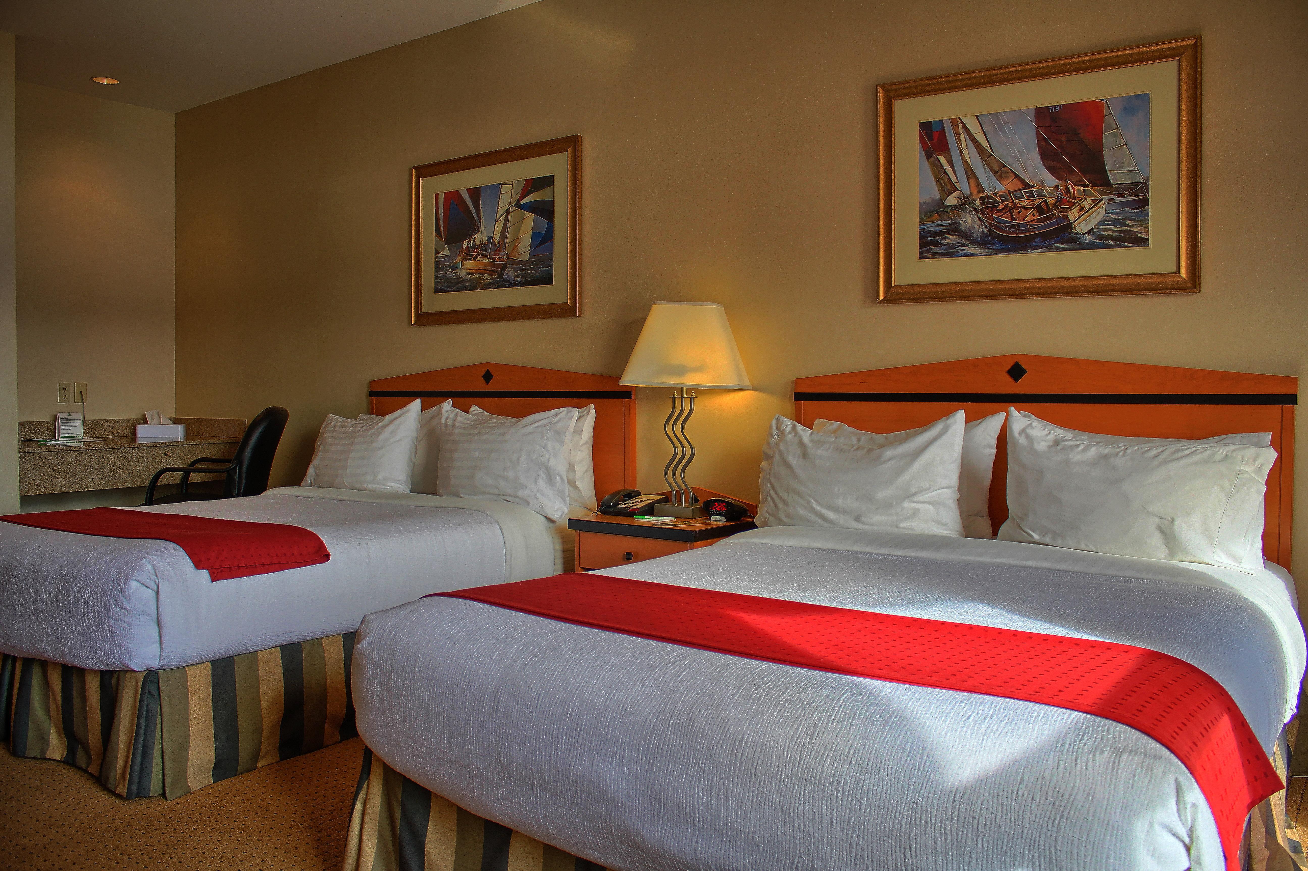 Holiday Inn Hotel & Suites Osoyoos By Ihg Exteriör bild