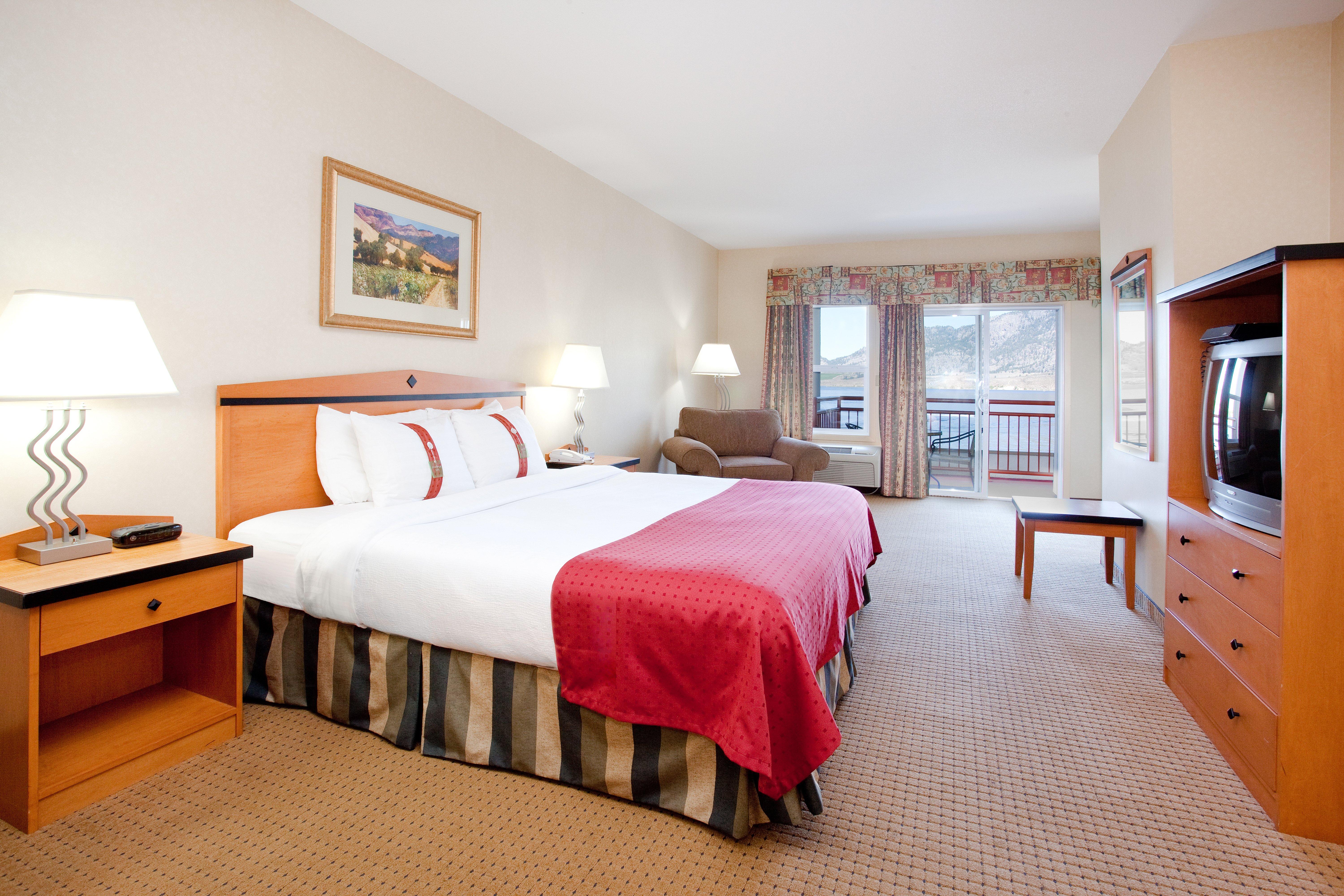 Holiday Inn Hotel & Suites Osoyoos By Ihg Exteriör bild