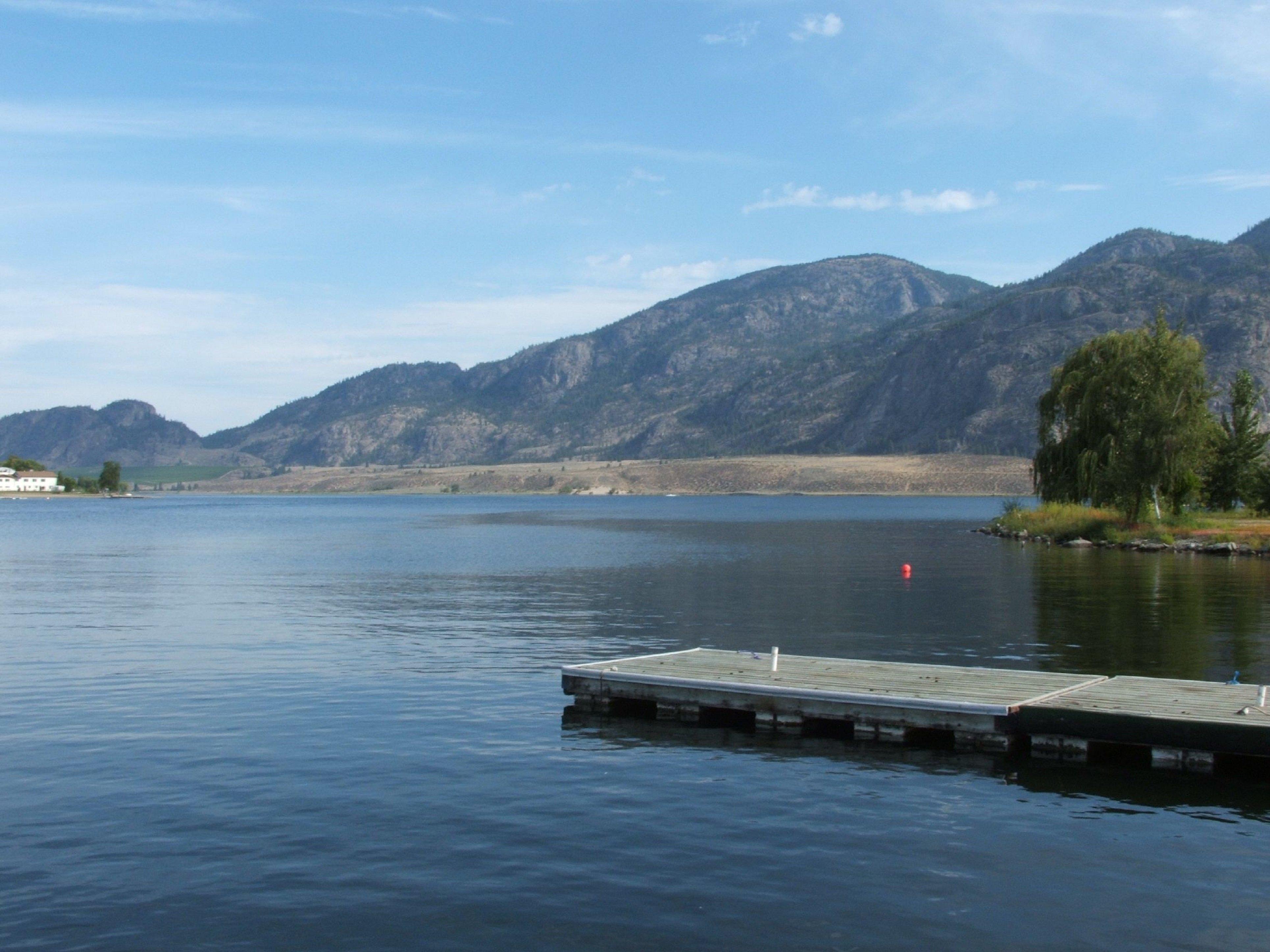 Holiday Inn Hotel & Suites Osoyoos By Ihg Exteriör bild